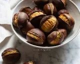 Castagne perfette cotte in friggitrice ad aria, pronte per essere gustate.